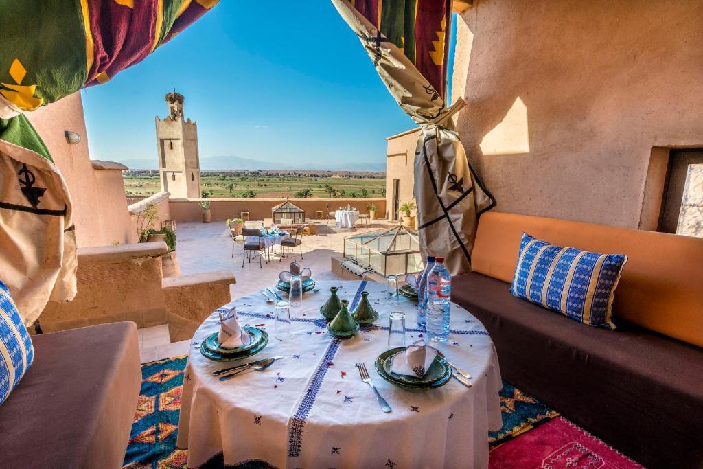 Dar Bladi Bed & Breakfast Tajda Bagian luar foto