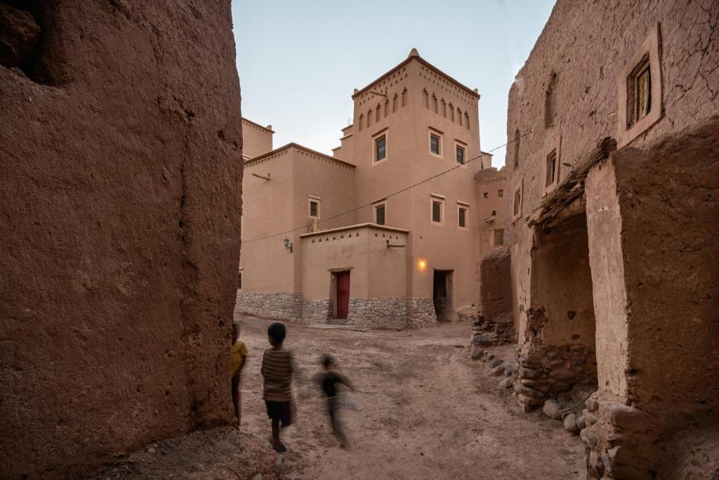 Dar Bladi Bed & Breakfast Tajda Bagian luar foto